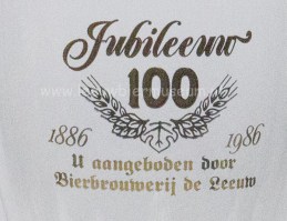 Jubileeuw aangeboden glas 04